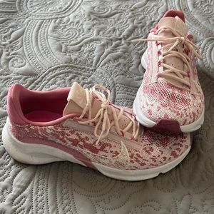 Women’s Nike superrep training shoes